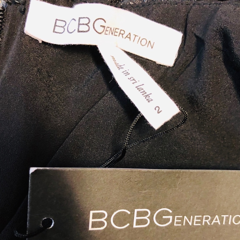 BCBGeneration metallic dress size 2 - Picture 7 of 7
